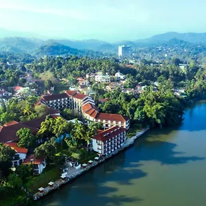 https://mahaweli-reach.negombohotels.net